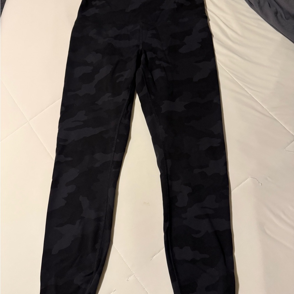 Lululemon Wunder Train HR Tight 25